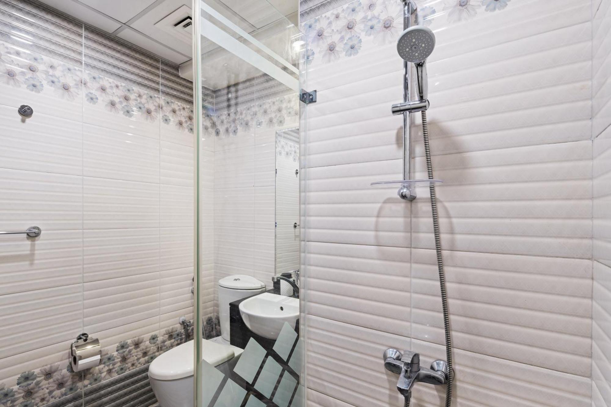 Spacious In Silicon Oasis Appartement